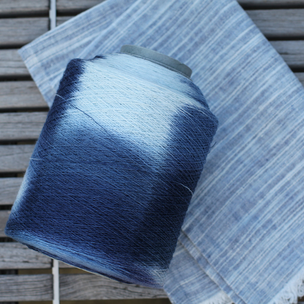 Linen Placemat - Stonewashed - Blue White Print Yarn with Frayed Edges - Luxury Thick Linen